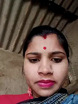 Snapshot of Nisha_Cute chatting on February 15, 2025, 8:44 am Nisha Cute online show from February 15, 2025, 8:44 am