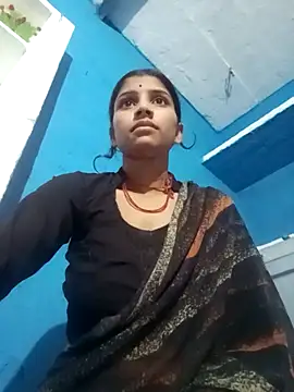 Snapshot of Nisha_Cute chatting on October 15, 2025, 11:49 pm Nisha Cute online show from October 15, 2025, 11:49 pm