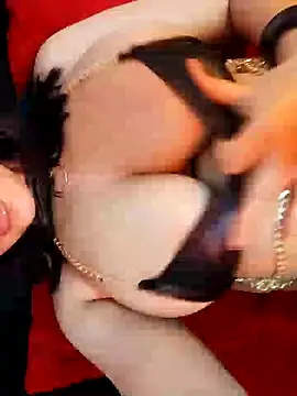 Snapshot of Nafas135 chatting on January 30, 2025, 2:49 am Nafas135 online show from January 30, 2025, 2:49 am