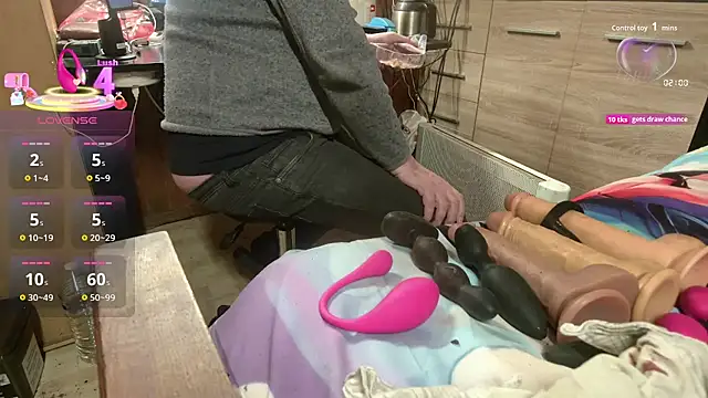 misteryman1956 online show from December 1, 2025, 7:41 pm