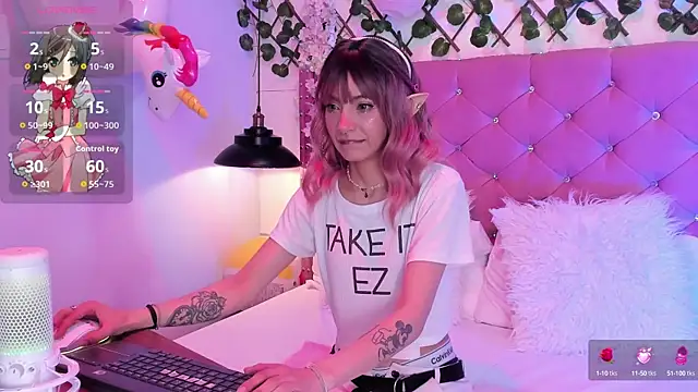 Snapshot of lauren_evans96 chatting on October 17, 2025, 11:51 pm lauren evans96 online show from October 17, 2025, 11:51 pm