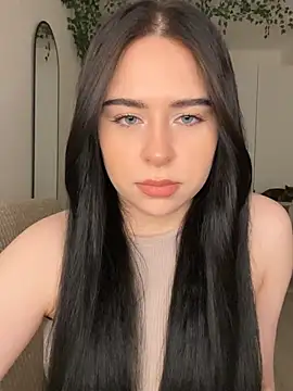  SweetCandyy online show from April 6, 2026, 7:59 pm