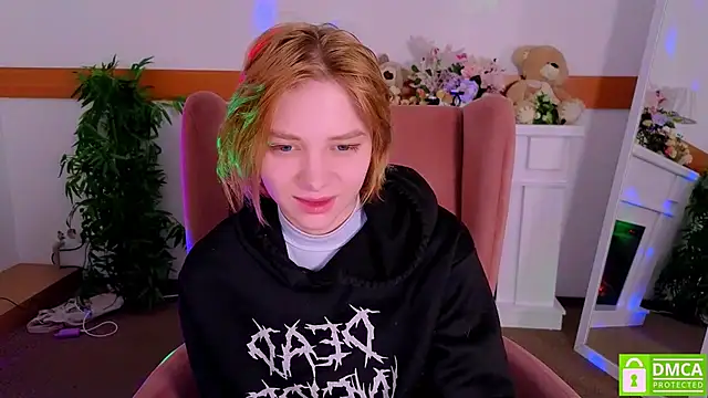 MirraBellanta online show from February 4, 2026, 12:27 am