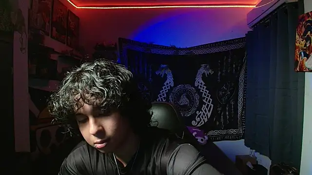 Snapshot of kairozz chatting on November 15, 2025, 7:32 pm kairozz online show from November 15, 2025, 7:32 pm