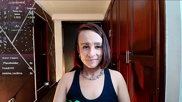 NatashaMason  online show from January 17, 2025, 2:28 pm