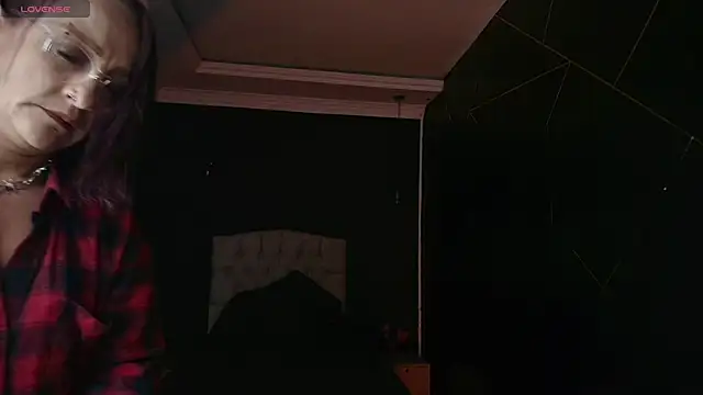 NatashaMason  online show from March 14, 2025, 11:34 am