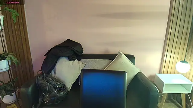 NatashaMason  online show from March 20, 2026, 7:19 pm