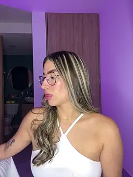 Issabela G1 online show from January 9, 2025, 3:47 am