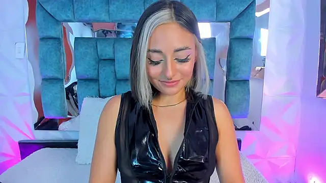 Nanda Vixen online show from January 27, 2025, 2:42 am