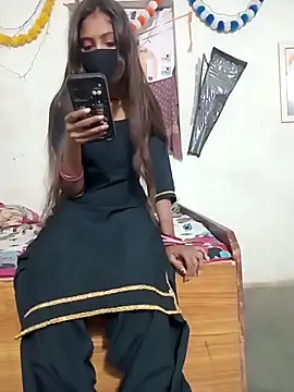 Lily Baby  online show from November 29, 2025, 1:03 pm