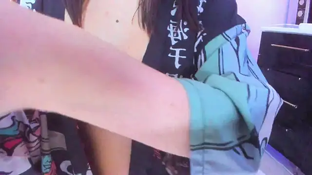 Dollyaa online show from January 3, 2025, 11:57 am