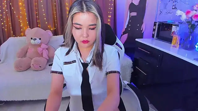 Dollyaa online show from January 19, 2025, 9:33 am