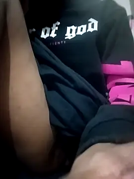 zoya khan25 online show from December 3, 2024, 12:27 pm