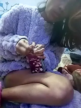 zoya khan25 online show from January 12, 2025, 5:54 pm