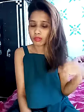 zoya khan25 online show from March 13, 2025, 6:37 am