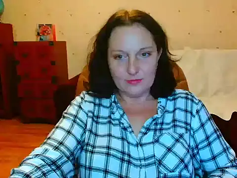 Alice3694 online show from December 11, 2024, 6:42 pm