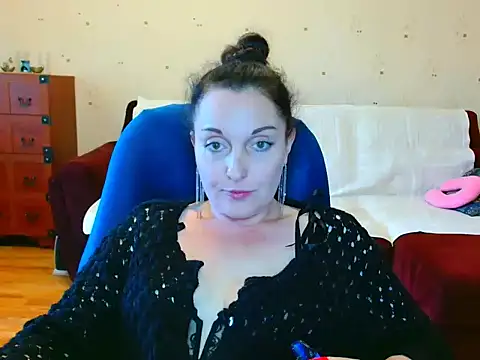 Snapshot of Alice3694 chatting on May 16, 2026, 12:48 pm Alice3694 online show from May 16, 2026, 12:48 pm