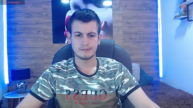 Snapshot of Cerokershelby chatting on March 13, 2025, 5:43 am Cerokershelby online show from March 13, 2025, 5:43 am