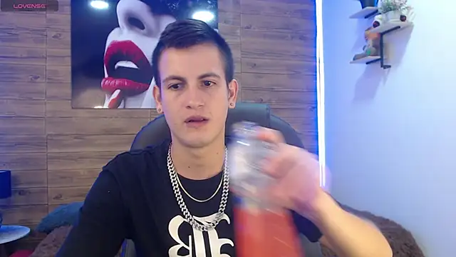 Snapshot of Cerokershelby chatting on March 16, 2025, 7:26 am Cerokershelby online show from March 16, 2025, 7:26 am