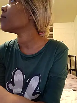 TickleMeKink online show from March 5, 2025, 8:43 am