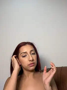 Snapshot of julialupato1606 chatting on February 22, 2025, 8:42 pm julialupato1606 online show from February 22, 2025, 8:42 pm