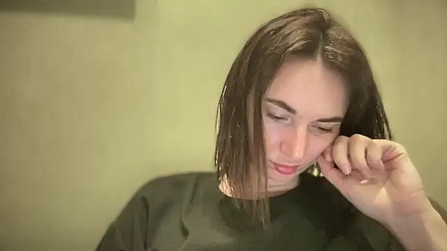 Snapshot of EvilDemon94 chatting on December 21, 2025, 8:38 pm EvilDemon94 online show from December 21, 2025, 8:38 pm