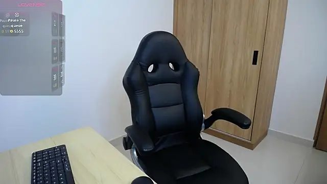 karoll marquez online show from March 6, 2026, 5:53 pm