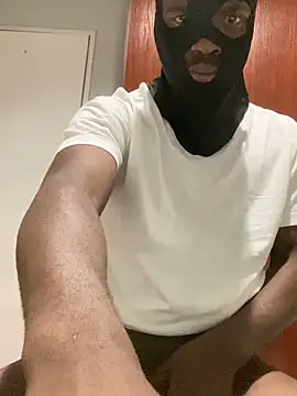 Snapshot of PanelledCabalist chatting on November 20, 2025, 12:55 am PanelledCabalist online show from November 20, 2025, 12:55 am