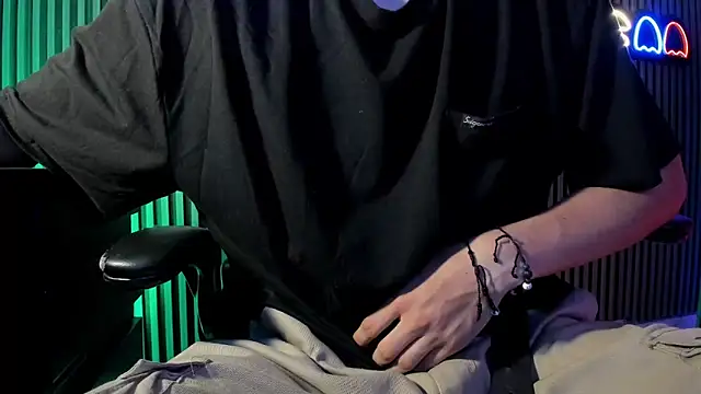 Jefer rick  online show from November 4, 2025, 11:53 am