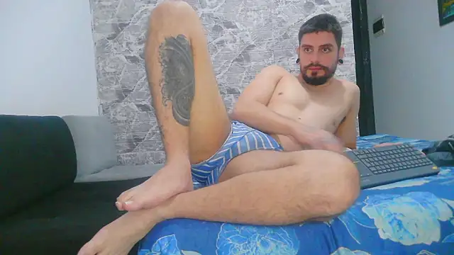 Aaron kwok28 online show from January 3, 2025, 3:16 am