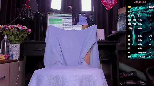 Raissa sky26 online show from September 26, 2025, 2:37 am