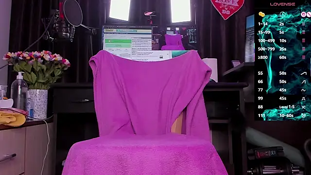 Raissa sky26 online show from September 29, 2025, 2:38 am