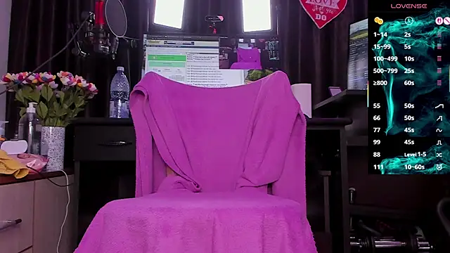 Raissa sky26 online show from October 1, 2025, 2:39 am