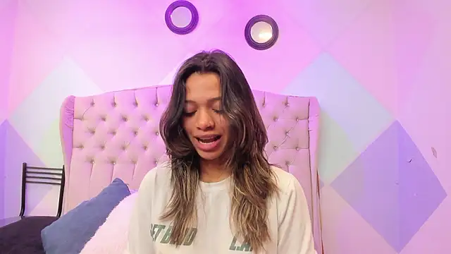 BritneyCollins online show from February 13, 2026, 12:12 pm