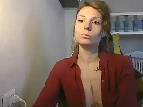 Feli blue online show from March 21, 2025, 9:23 am