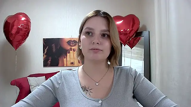 Snapshot of DianeMills chatting on February 24, 2025, 12:41 am DianeMills online show from February 24, 2025, 12:41 am