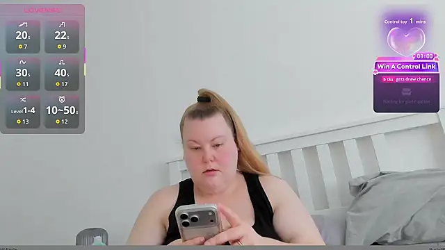 Snapshot of Busty-BBW-Emilie chatting on July 12, 2026, 1:24 pm Busty-BBW-Emilie online show from July 12, 2026, 1:24 pm