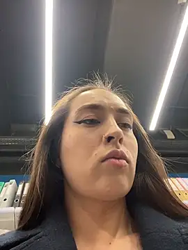 Holly Play online show from January 11, 2026, 12:10 pm