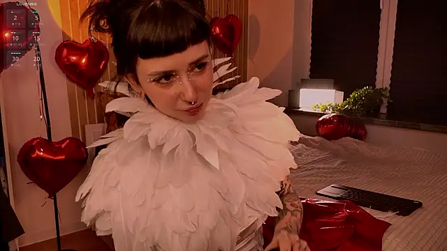 MichaellaMoon online show from February 14, 2026, 6:04 pm