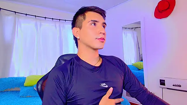 Chris Maddox online show from December 16, 2025, 6:46 pm