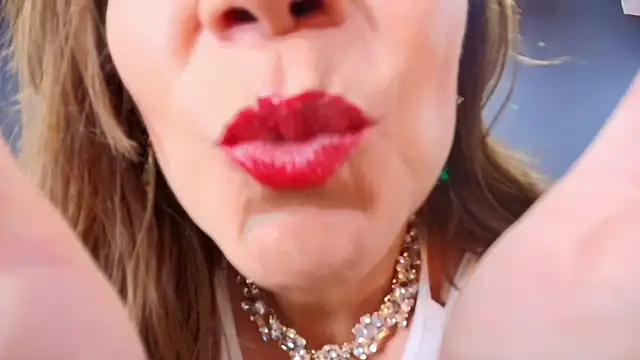 MelaniaKnauss online show from January 13, 2025, 8:26 pm