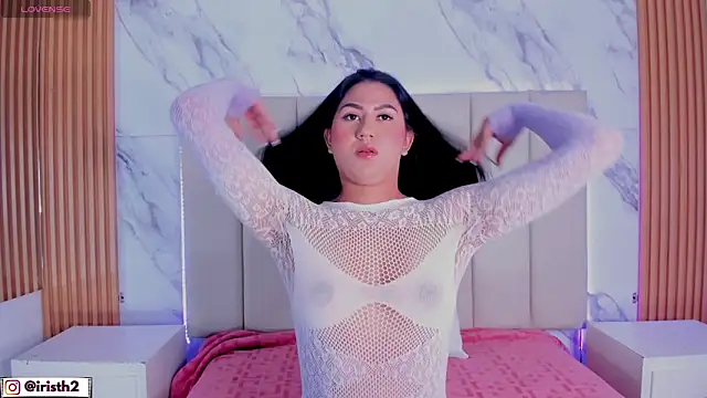 Snapshot of Iris_Thompson_ chatting on December 14, 2025, 10:03 pm Iris Thompson online show from December 14, 2025, 10:03 pm