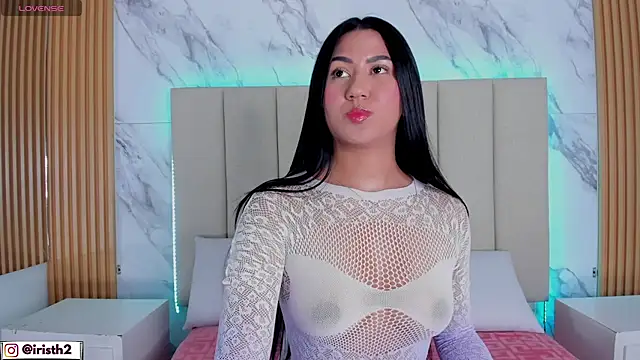 Snapshot of Iris_Thompson_ chatting on December 23, 2025, 2:53 am Iris Thompson online show from December 23, 2025, 2:53 am