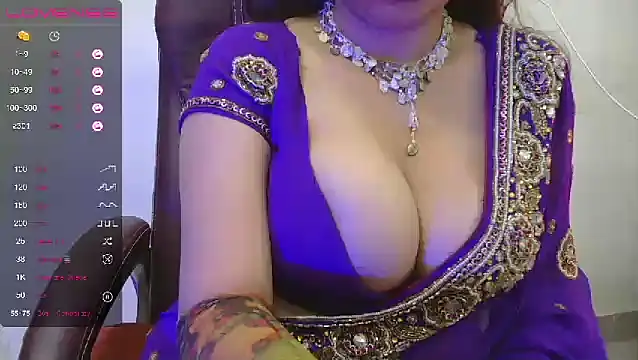 Hoty-Bhabi online show from December 10, 2024, 7:05 am