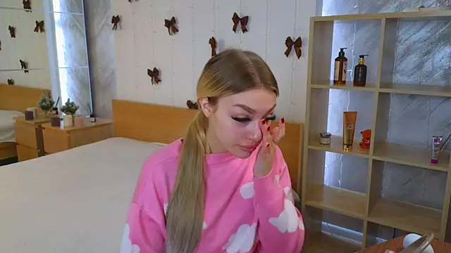 Ella Milla online show from December 26, 2024, 5:26 am