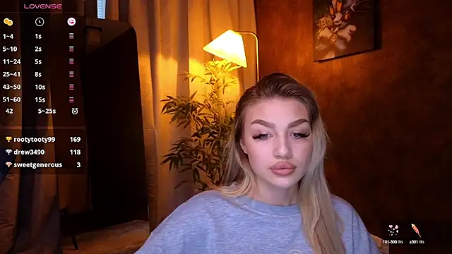 Ella Milla online show from January 8, 2025, 8:49 am