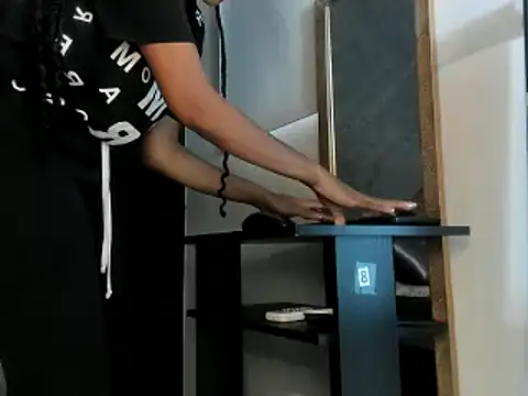 YummyDuooo online show from December 23, 2024, 11:47 am