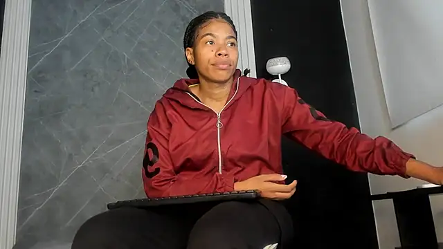 YummyDuooo online show from December 27, 2024, 12:12 pm