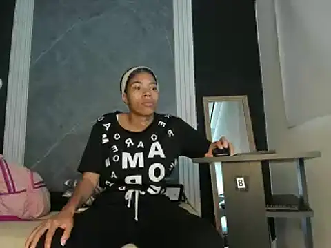 YummyDuooo online show from February 28, 2025, 12:52 pm