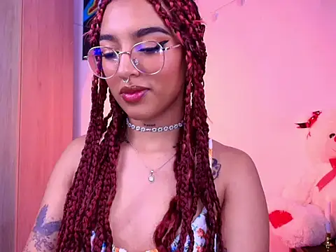 sofia blossom online show from February 11, 2025, 6:19 am